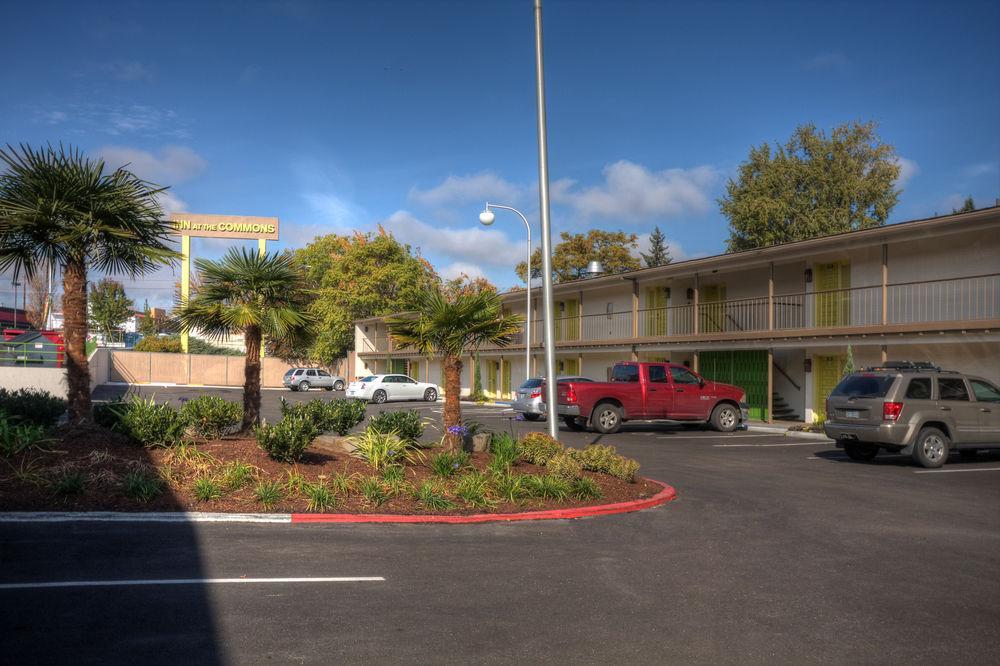Inn At The Commons Medford Extérieur photo