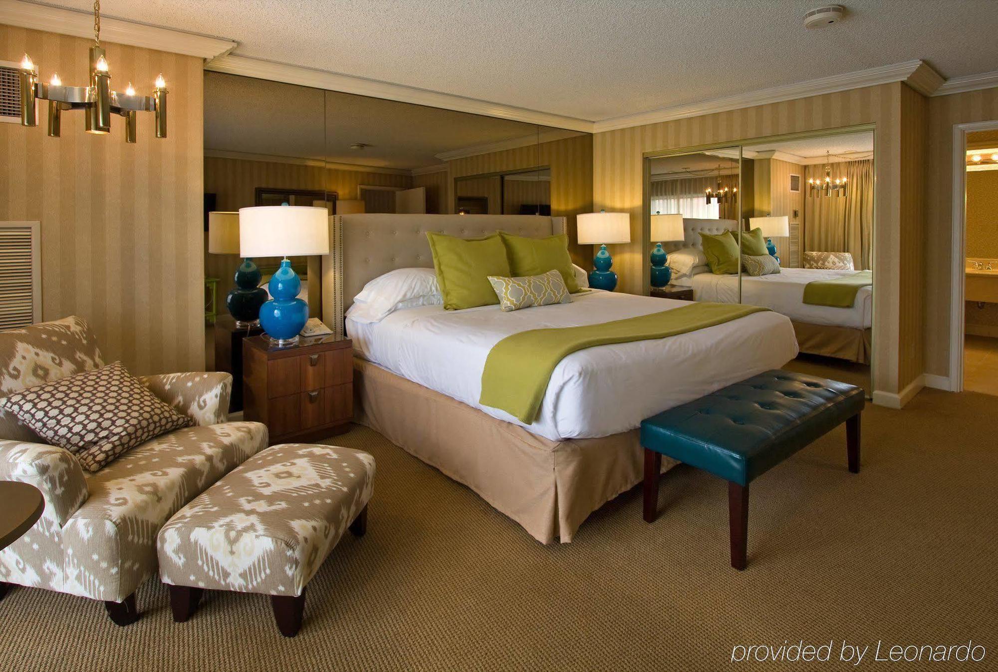 Inn At The Commons Medford Extérieur photo