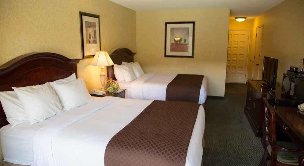 Inn At The Commons Medford Extérieur photo