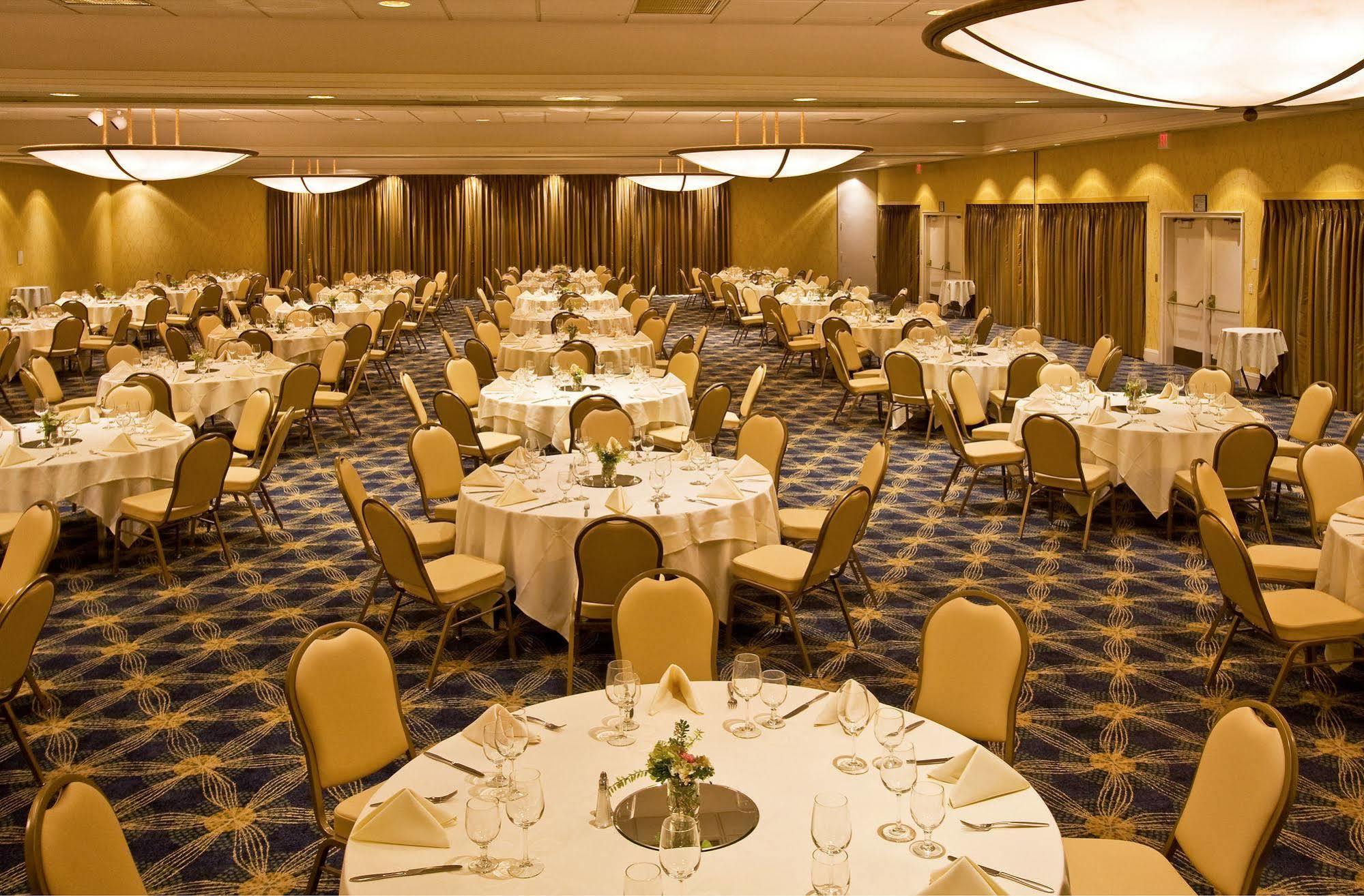 Inn At The Commons Medford Extérieur photo