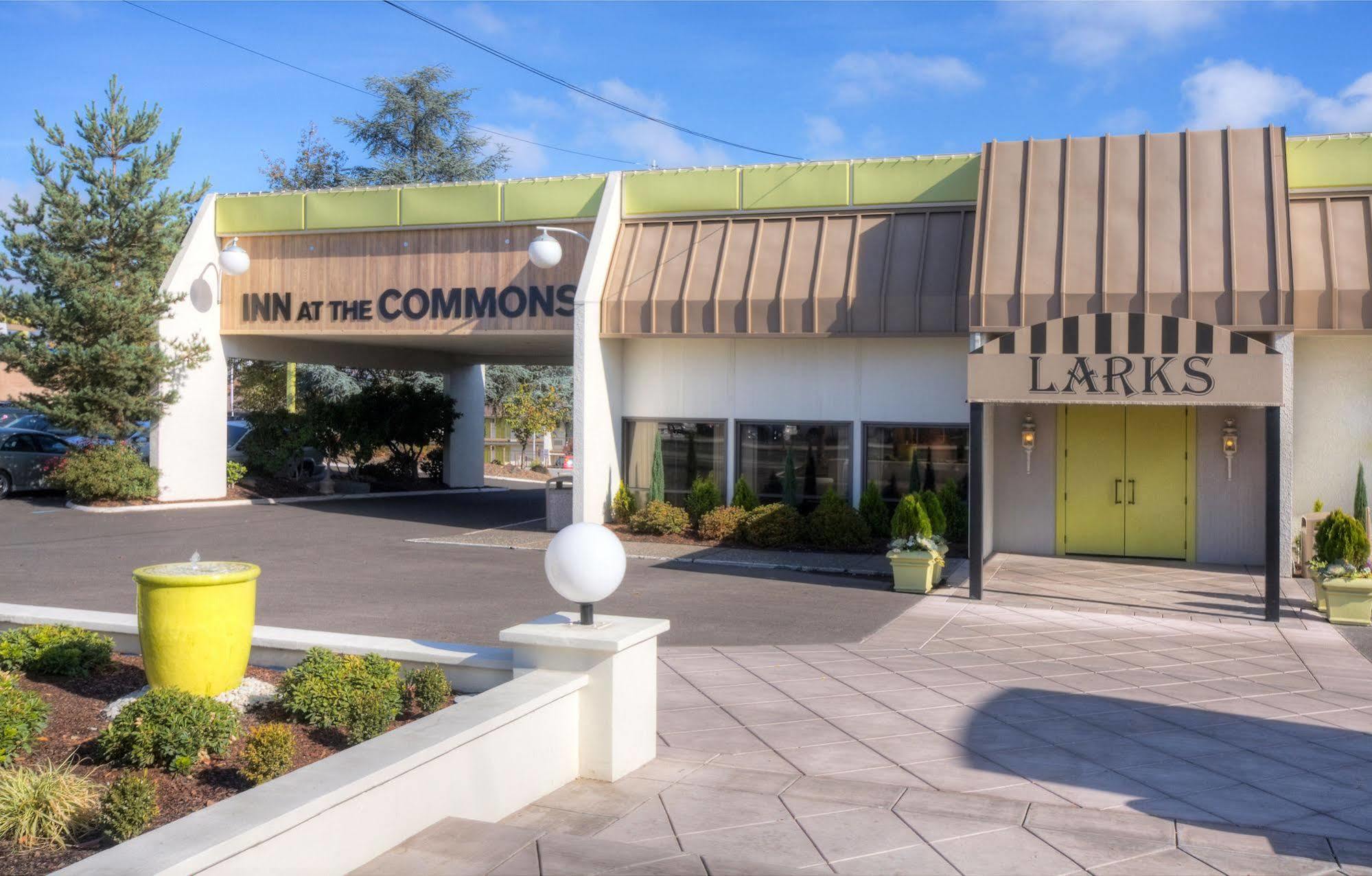 Inn At The Commons Medford Extérieur photo