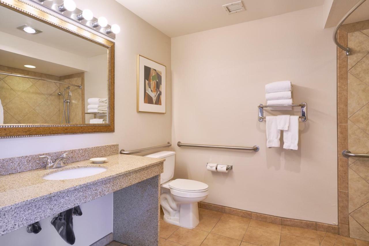 Inn At The Commons Medford Extérieur photo